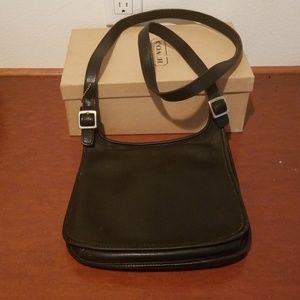 Coach Cross body excelent condition No Damage*Firm